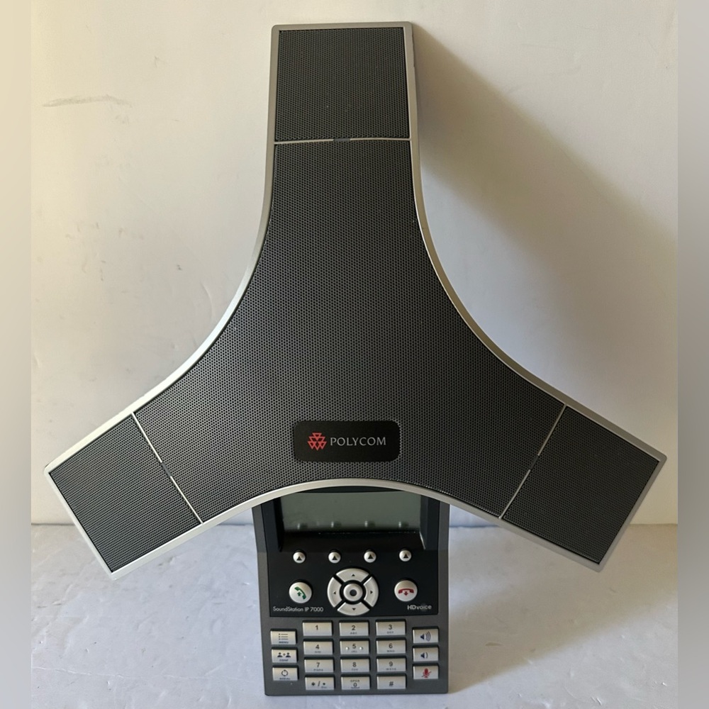 Polycom SoundStation IP 7000 PoE VoIP Conference Phone 2201-40000-001